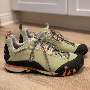 Merrell Hiking trail Shoes edge leather green 9.5